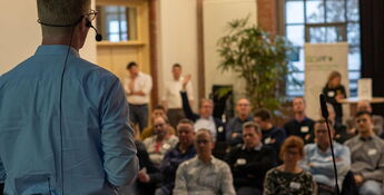 4153300 4613f9f50eecf5b817cbe5511e30d762